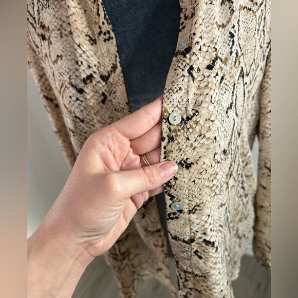 Rose + Olive- Size L-snake skin - maximalist blouse- button down- collar sleeves - Picture 4 of 11